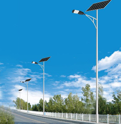 1742828123952659.jpg 金银川路街道太阳能路灯.jpg