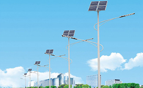 北方冬季金银川路街道太阳能路灯的保养要点