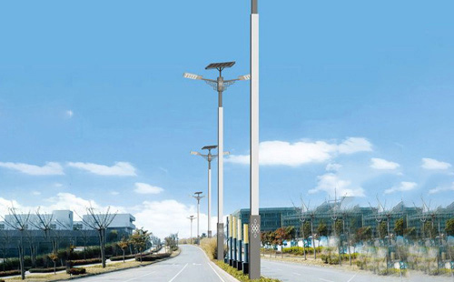 金银川路街道太阳能路灯前半夜亮后半夜暗的真相：控制器分时调光机制