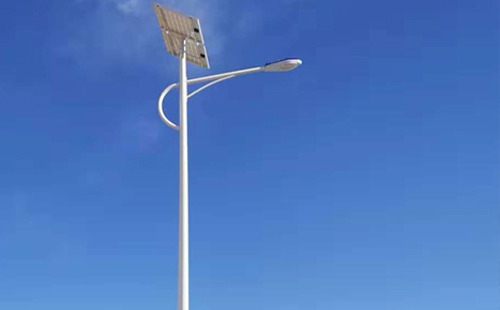 均匀度0.4与0.6差距多大？金银川路街道太阳能路灯配光指南